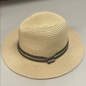 Kingsland Divina Paper Straw Hat w/ Black ribbon glitter stripe metal logo patch